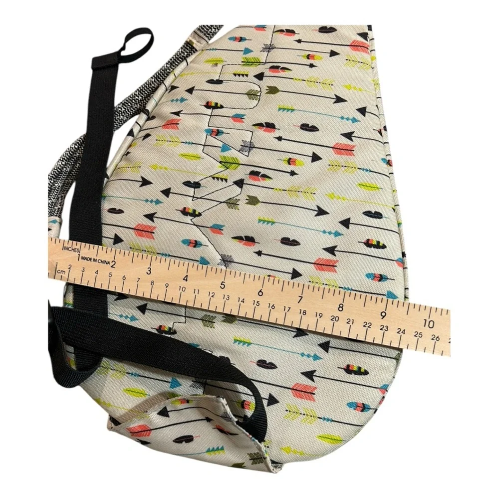 KAVU Rope Sling Arrow Dynamic BAG MESSENGER CROSSBODY Limited  Lg